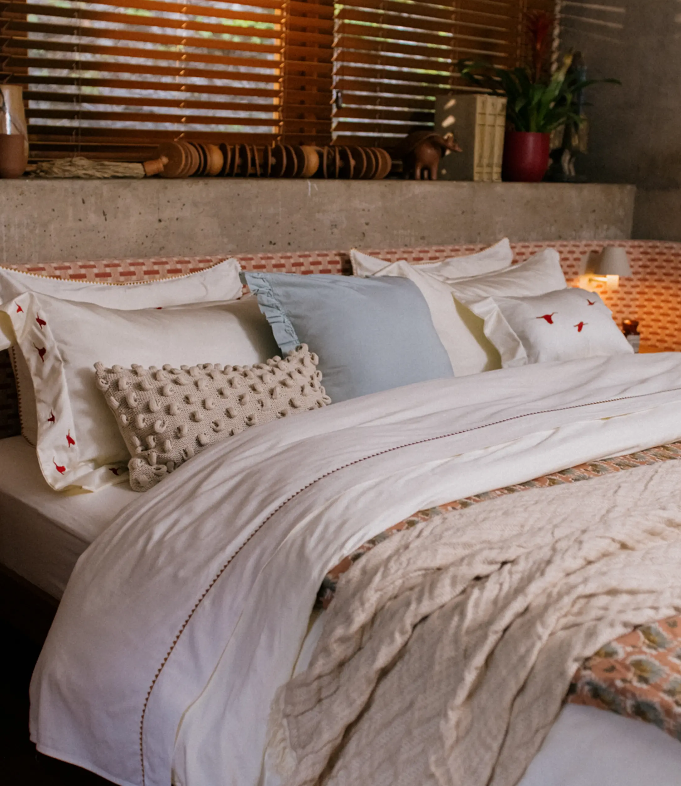 BLOG-POSTAGENS-ANTIGAS-.psd2024---Você-sabe-como-escolher-a-roupa-de-cama-ideal-para-uma-noite-de-sono-perfeita_.png
