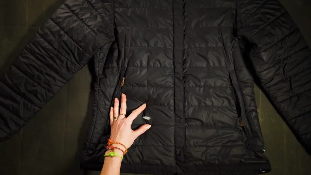 How to repair a hole in a G-loft jacket _ Care and repair _ Fjällräven.jpeg
