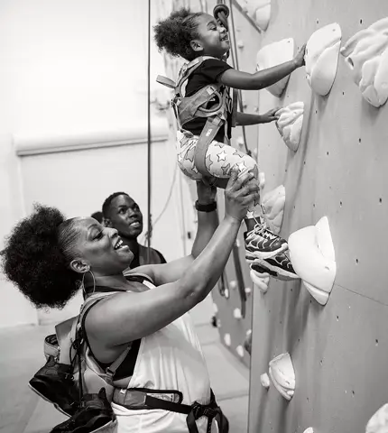 walls_are_meant_for_climbing_mobile.png