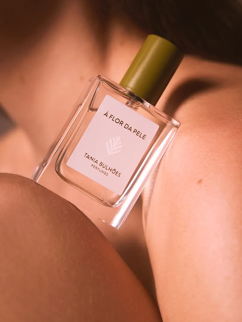 003L02800153_À_Flor_da_Pele_Eau_de_Parfum_30ml.jpg